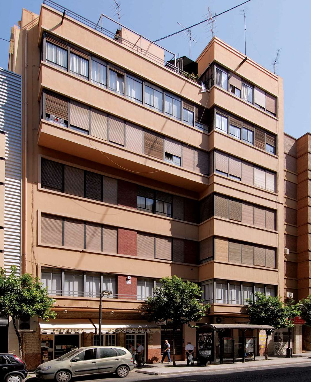 Edificio y Fábrica Buch