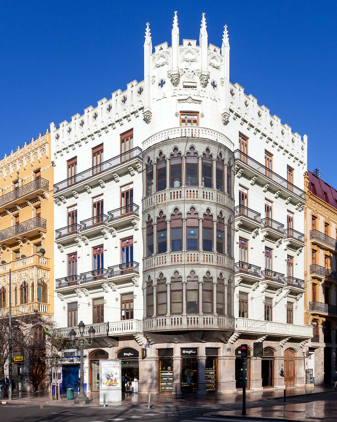 Edificio Suay