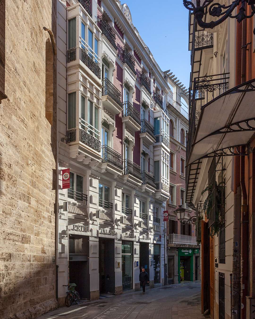 Petit Palace Plaza de la Reina (Antiguo Edificio Calabuig)
