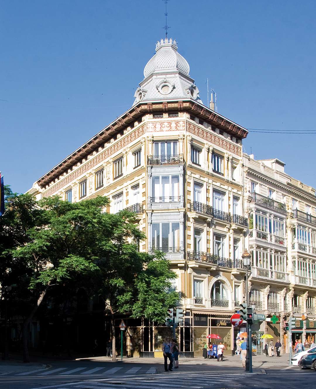 Edificio P. Sánchez de León