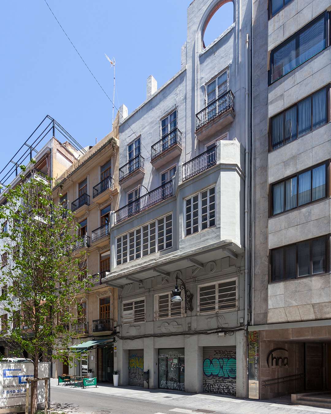 Cine Metropol (Antiguo Edificio Botella)