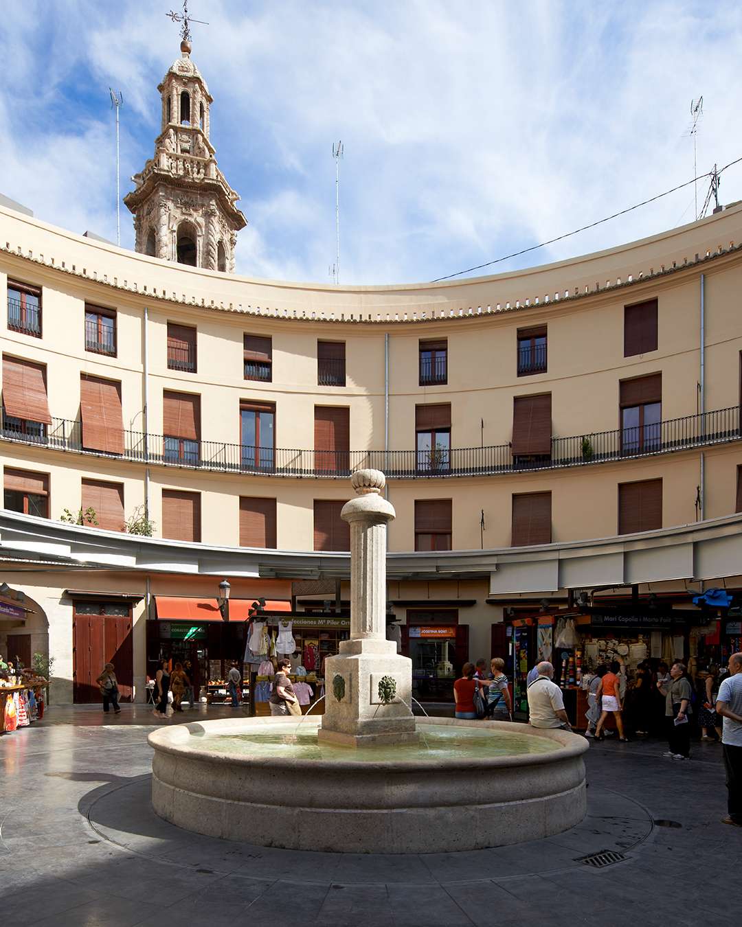 Plaça Redona