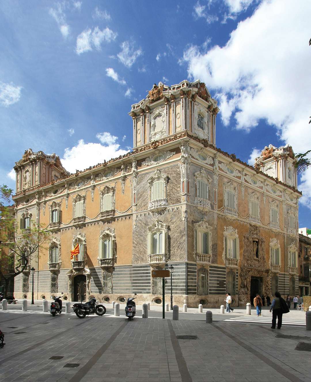Palacio de los Marqueses de Dos Aguas
