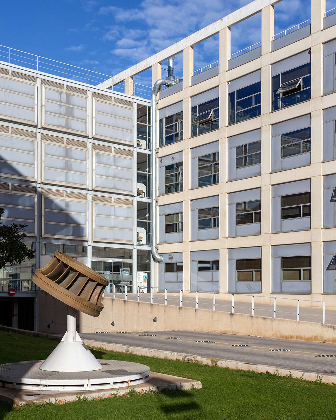 Escuela Técnica Superior de Ingeniería del Diseño